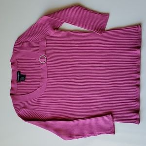 R.E.Q REQUIRED TO WEAR New Sweater XL